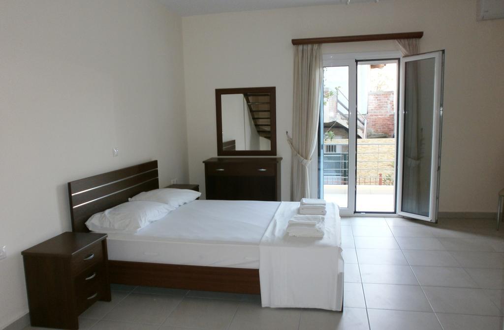 Artemis - Marina Apartments Evia Cameră foto
