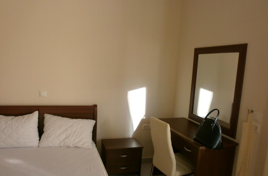 Artemis - Marina Apartments Evia Cameră foto