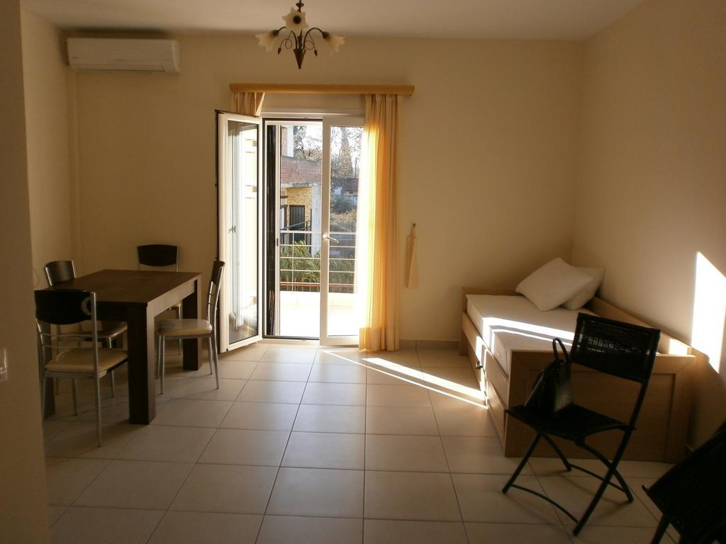 Artemis - Marina Apartments Evia Cameră foto